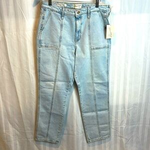 Universal Threads jeans women 10/30 R high rise Mom Jeans Light Blue Wash RefS40